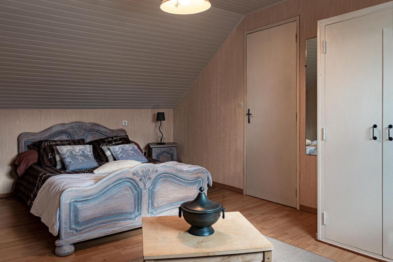 Chambres D Hotes Les Papillons Évron Εξωτερικό φωτογραφία
